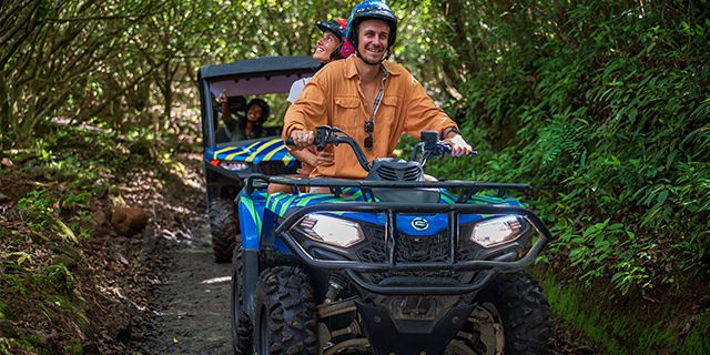Quad biking and buggy at vallee des couleurs (2)